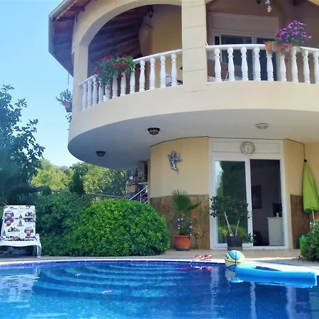 Evora With Private Pool And Large Garden Villa Gazipasa